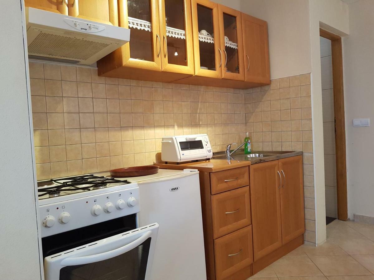 Apartments Mara Novi Vinodolski Eksteriør billede